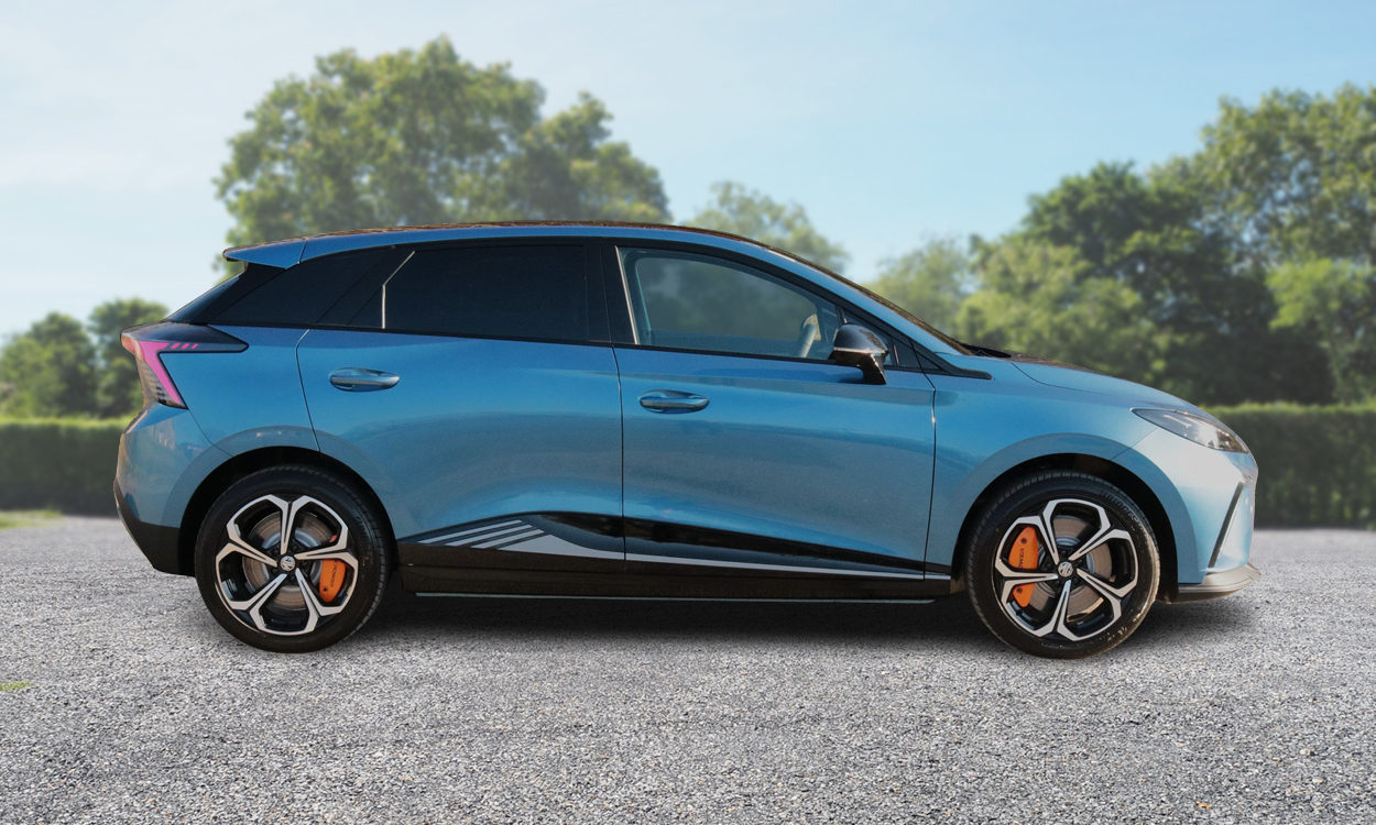 MG4 EV 180kW Premium Extended Range 77kWh 5dr Auto Image 3