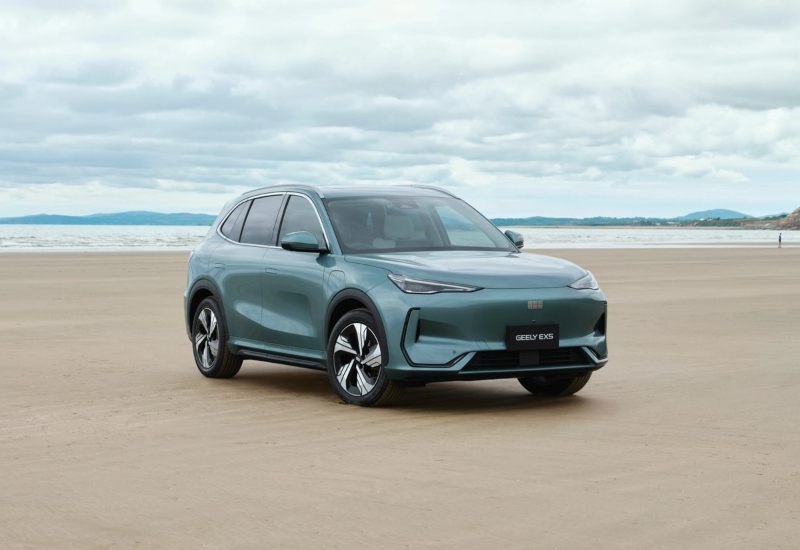 Geely EX5 on the beach; Geely EX5 Motability Scheme Vehicles