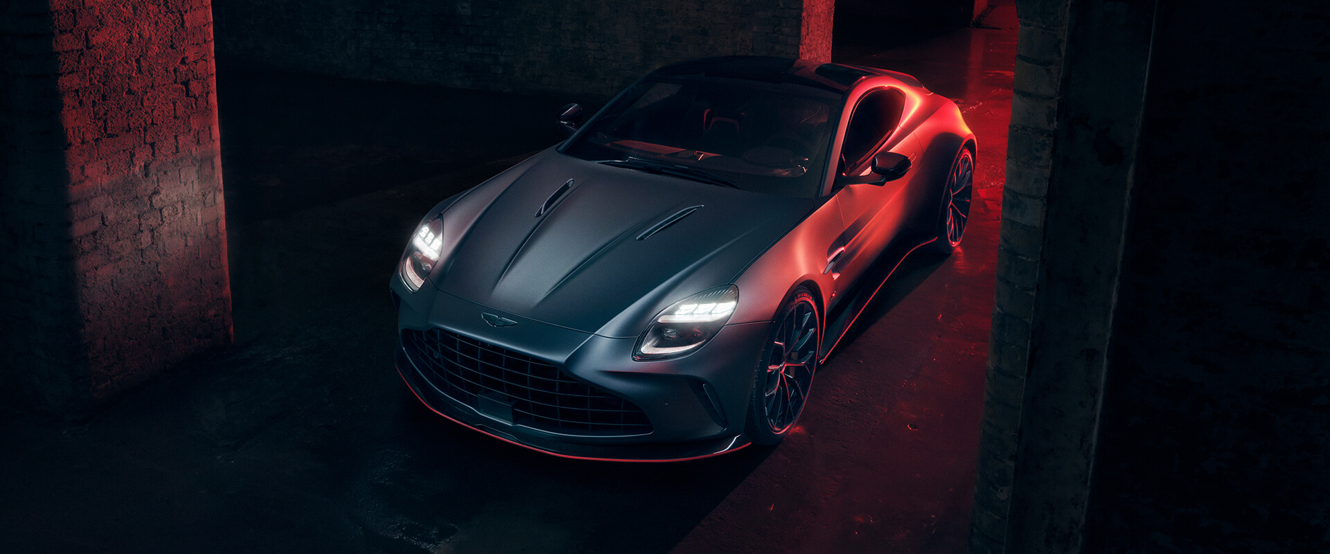EXTERIOR  Vantage S