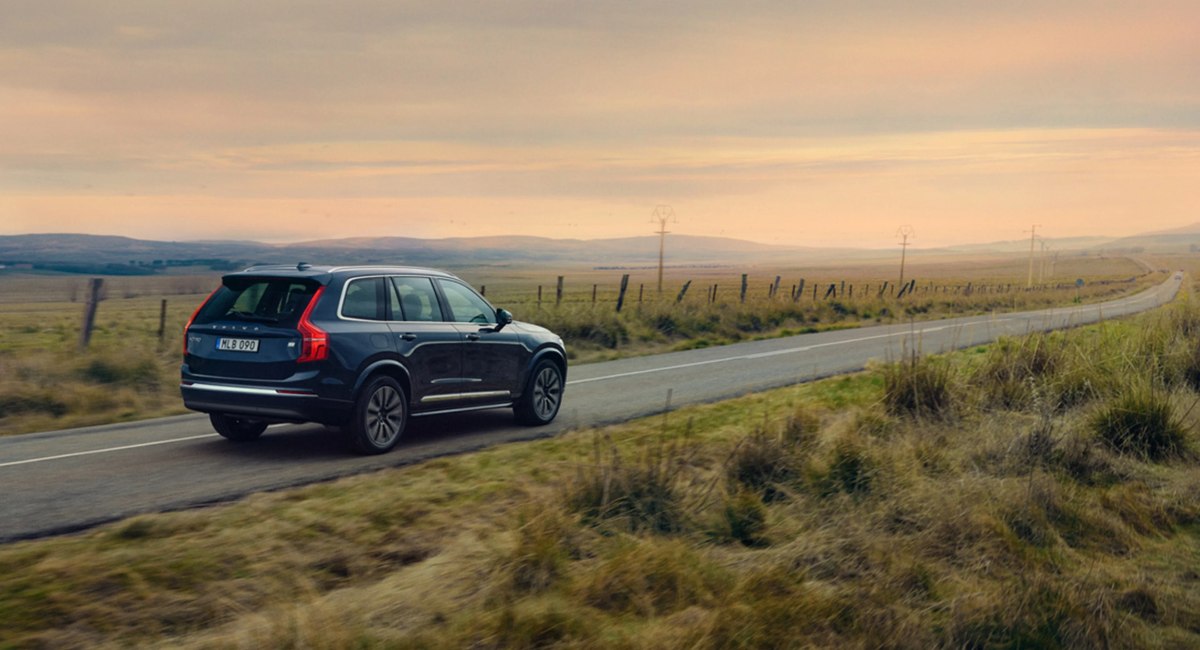Volvo repairs image
