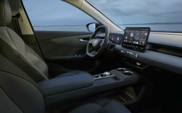 Used MGS5 EV SE - Interior MGS5 EV interior, showing the driver's seat, steering wheel and centre console.
