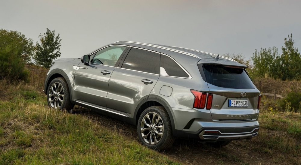 A silver Kia Sorento off-roading; Used Kia Sorento 4x4 for sale