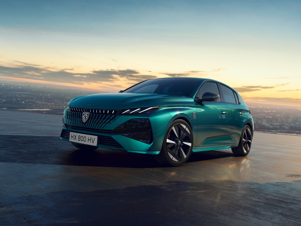 Pre-Reg Peugeot 308 in Lagoa Blue