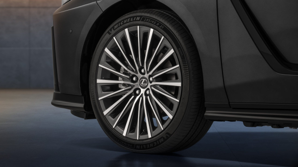 New Lexus ES Models and Grades