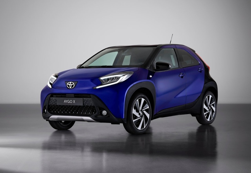 Blue Used Toyota Aygo X For Sale at Stoneacre