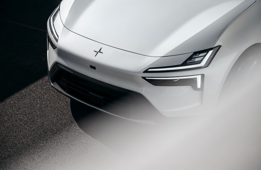 New Polestar 4 Coupé Charging