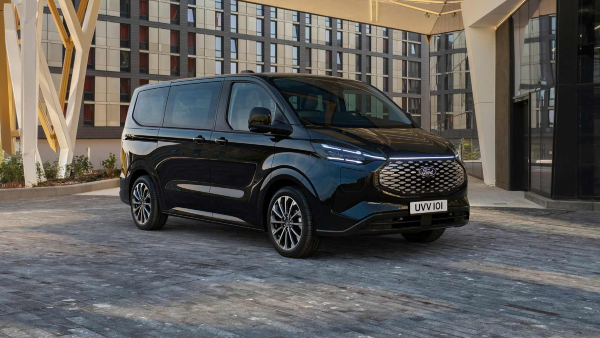 New Ford E-Tourneo Custom for Sale