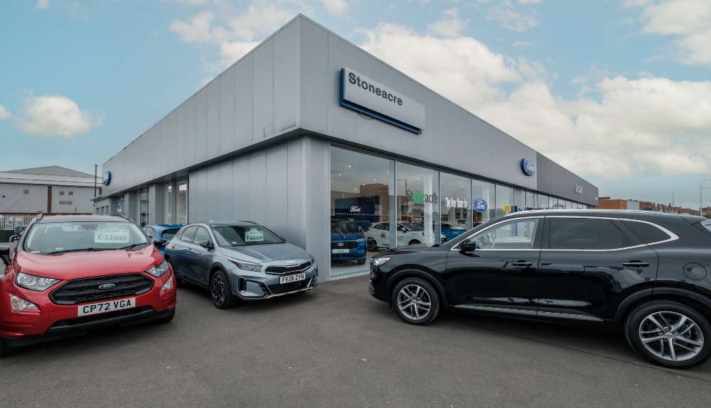 Stoneacre Ford Grimsby dealership front