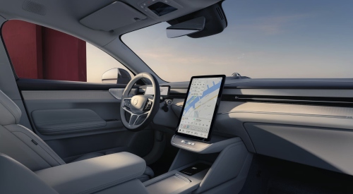 Interior of a Volvo ES90 showing the central display; Used Volvo ES90 interior
