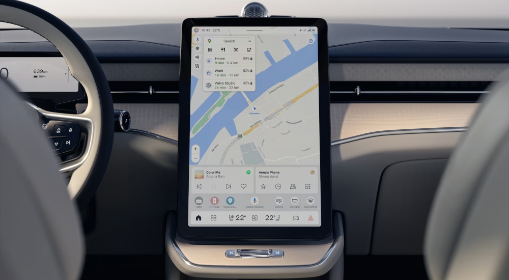 The Volvo centre consol showing the maps; Used Volvo ES90 technology