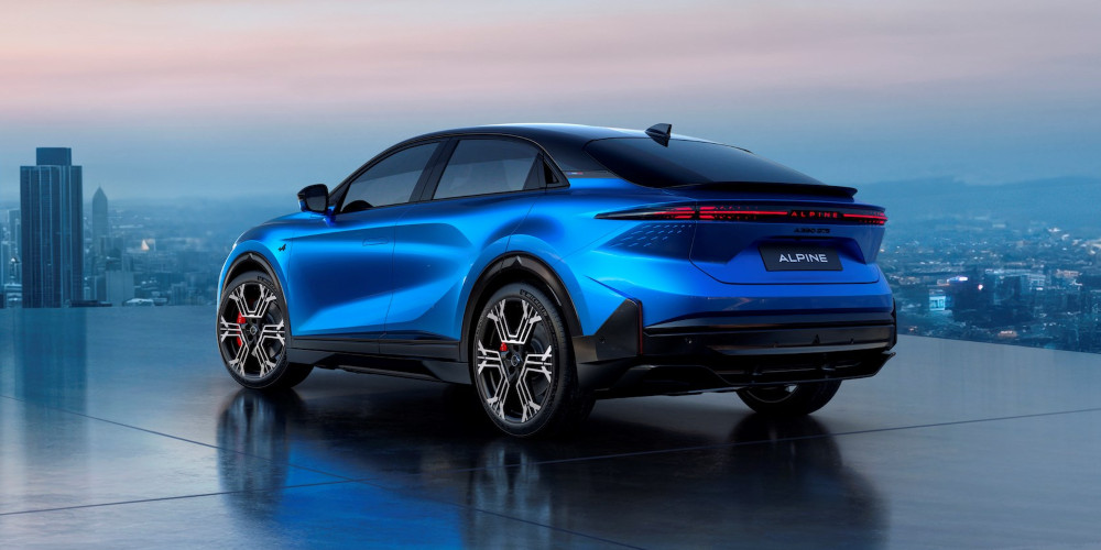 Alpine A390