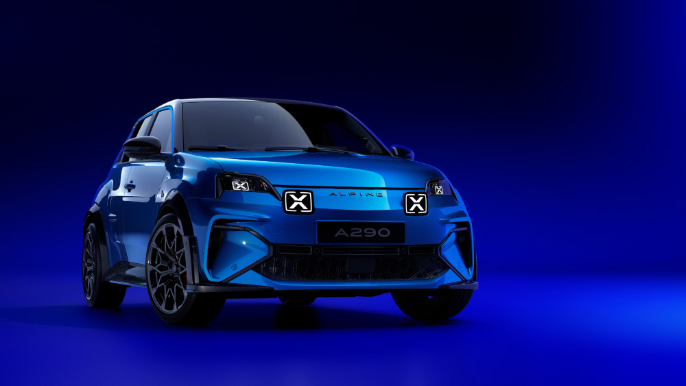 New Alpine A290 in blue
