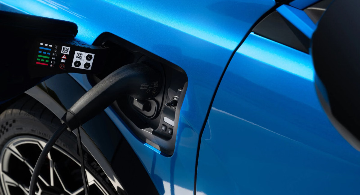 New Alpine A290 charging