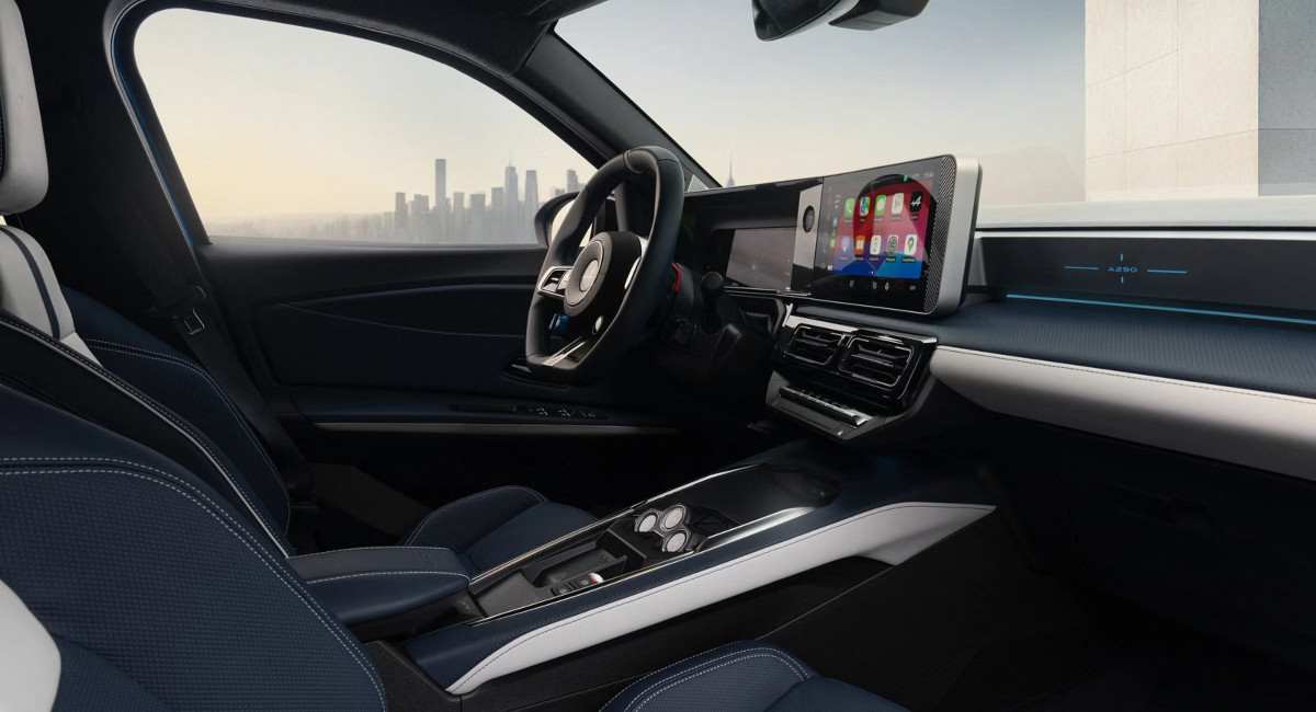 New Alpine A290 cabin