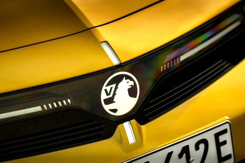 Vauxhall Astra Plug-in Hybrid badge and front of car