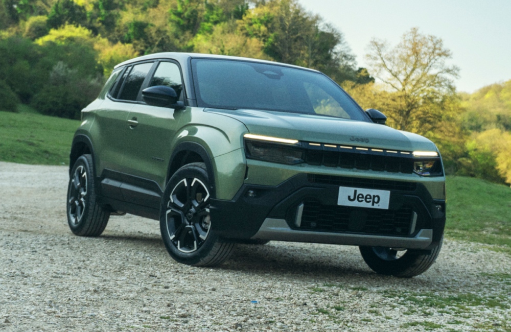 Nearly New Jeep Avenger in Forest Green
