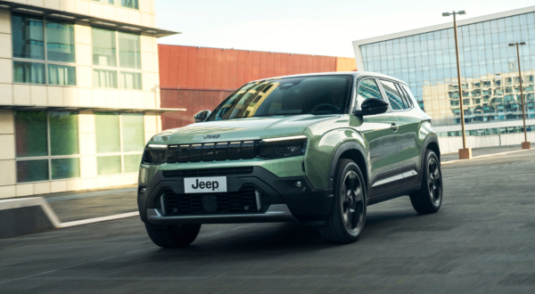 Buy a New Jeep Car; New Jeep Avenger e-Hybrid in Forest Green