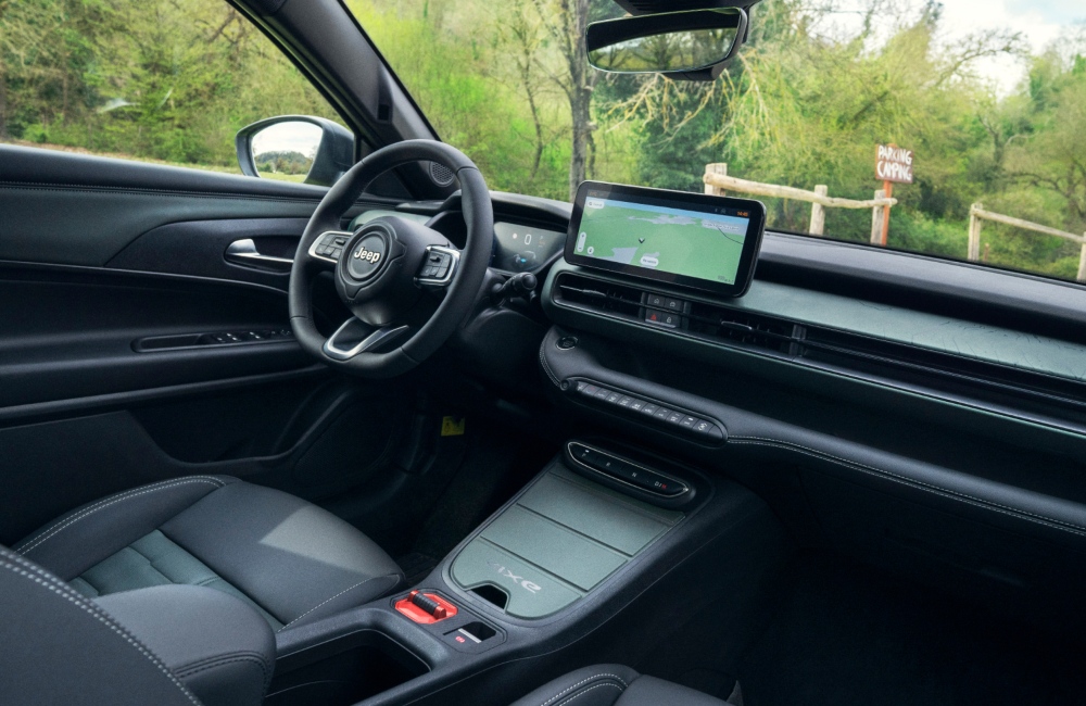 Interior of the New Jeep Avenger 4xe