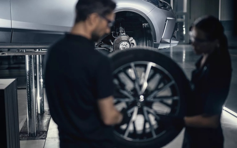 Toyota Servicing taking place