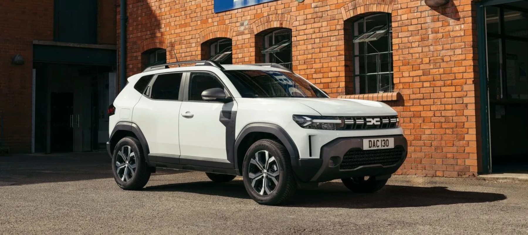 Dacia Duster Cargo Parked Outside a Building