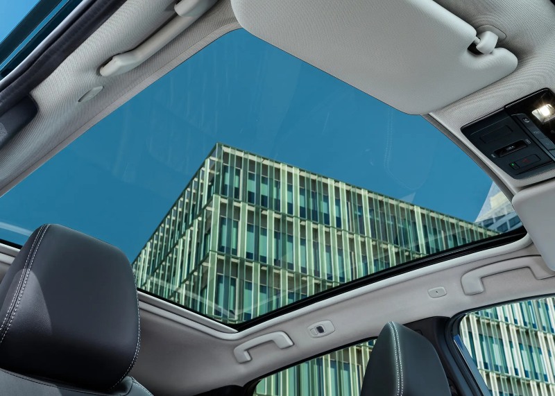 The New Nissan Qashqai glass roof