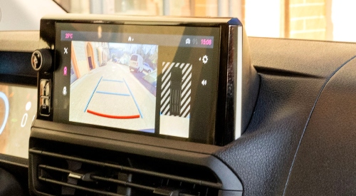 Dynamic Surround View System in a Fiat E-Scudo van; New Fiat E-Scudo Safety