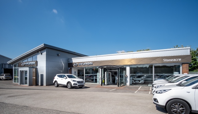 Stoneacre Chesterfield Hyu dealership front