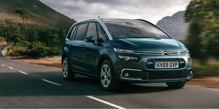 citroen grand c4 spacetourer catalogue image driving on rural road citroen grand c4 spacetourer catalogue image driving on rural road