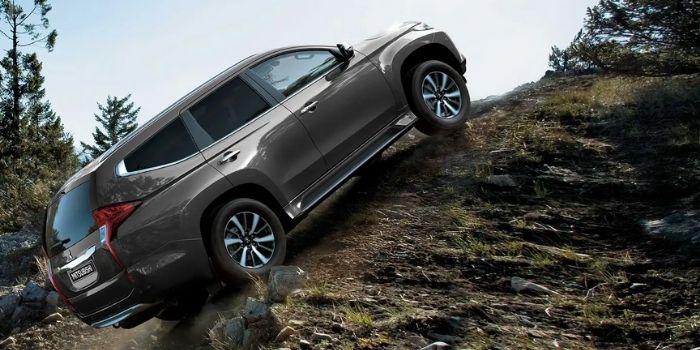 Mitsubishi Pickup Repair