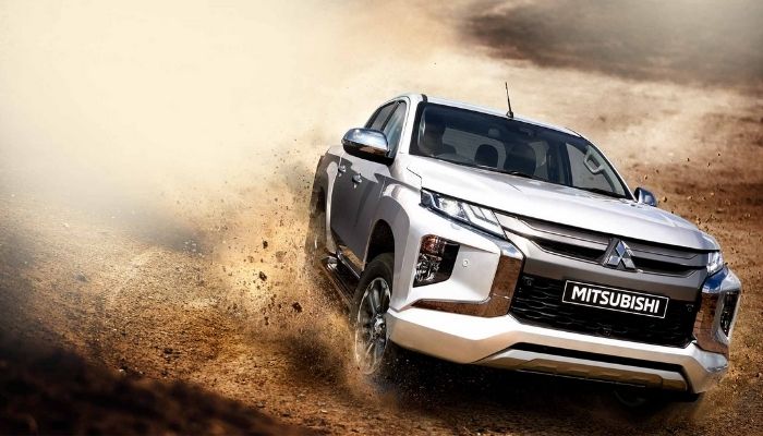 Mitsubishi 4x4 pickup after service Mitsubishi 4x4 pickup after service