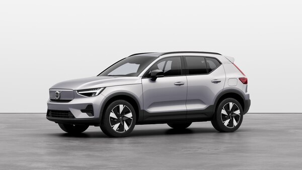 Volvo XC40 Recharge Electric 175kW Recharge Core 69kWh 5dr Auto Image 1