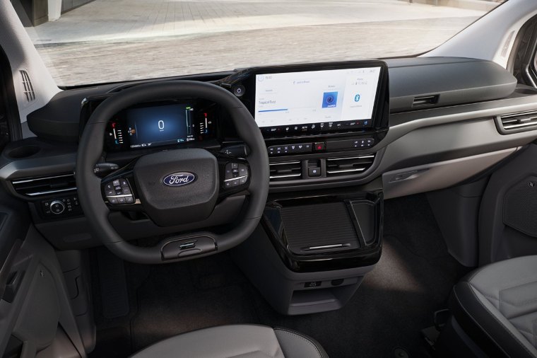 New Ford Tourneo Custom Cabin