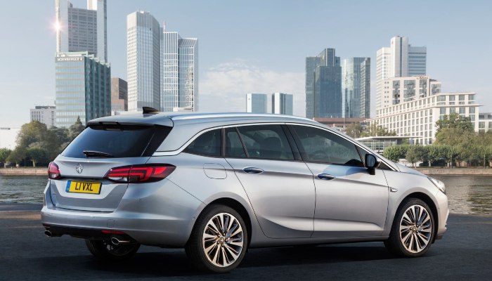 Used Vauxhall Astra Sports Tourer Finance