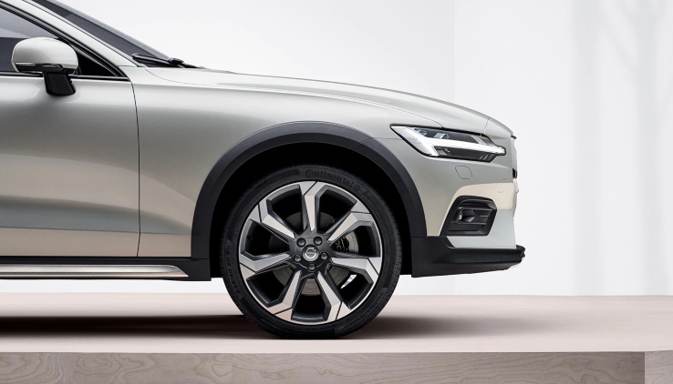 Used Volvo V60 Cross Country