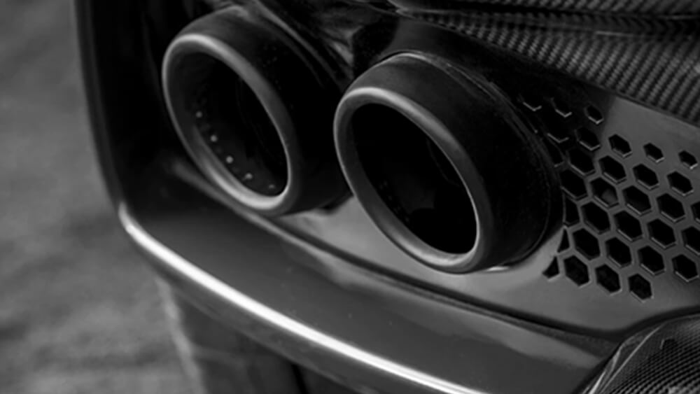 New Aston Martin DBS exhaust