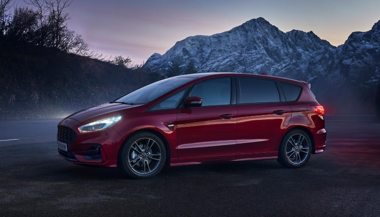 Used Ford S-Max on Finance