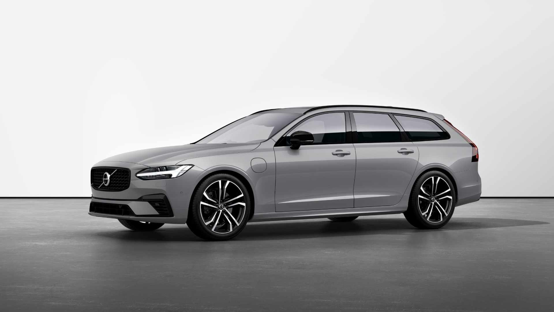 Volvo V90 Recharge 2.0 T8 [455] RC PHEV Ultimate Dark 5dr AWD Auto Image 1