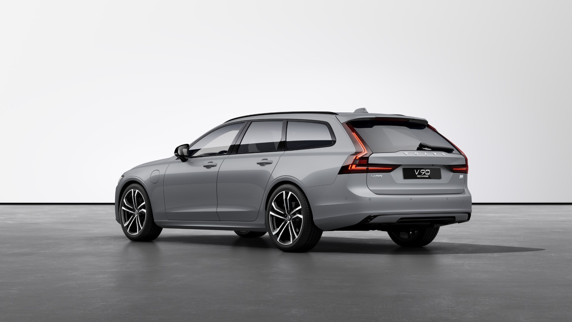 Volvo V90 Recharge 2.0 T8 [455] RC PHEV Ultimate Dark 5dr AWD Auto Image 3