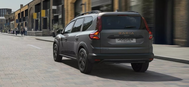 Dacia Hybrid & Electric