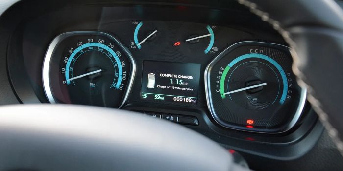 Vauxhall Vivaro-e Life Interior
