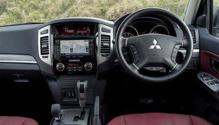 Used Mitsubishi Shogun Interior