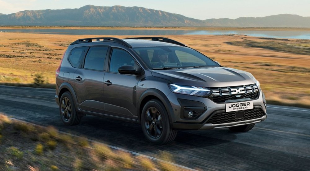 New Dacia Jogger Hybrid UK