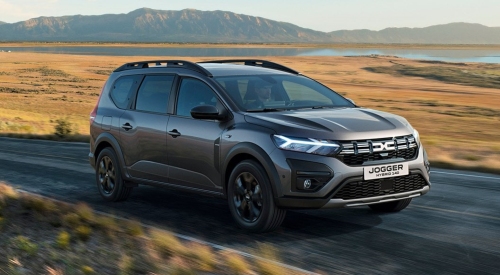 New Dacia Jogger Hybrid UK