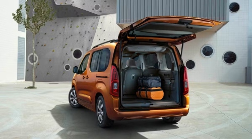 New Vauxhall Combo Life Electric Boot Space