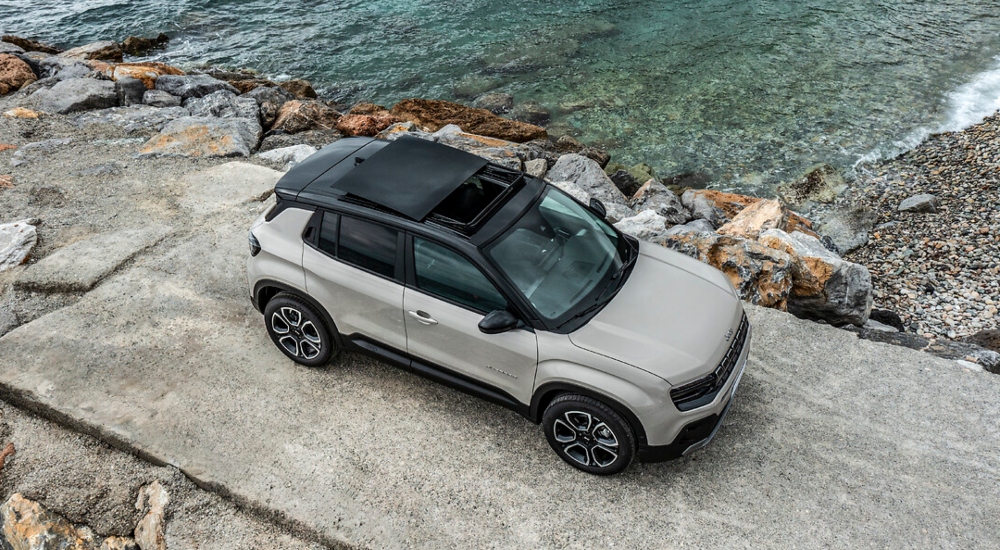 New Jeep Avenger E-Hybrid UK