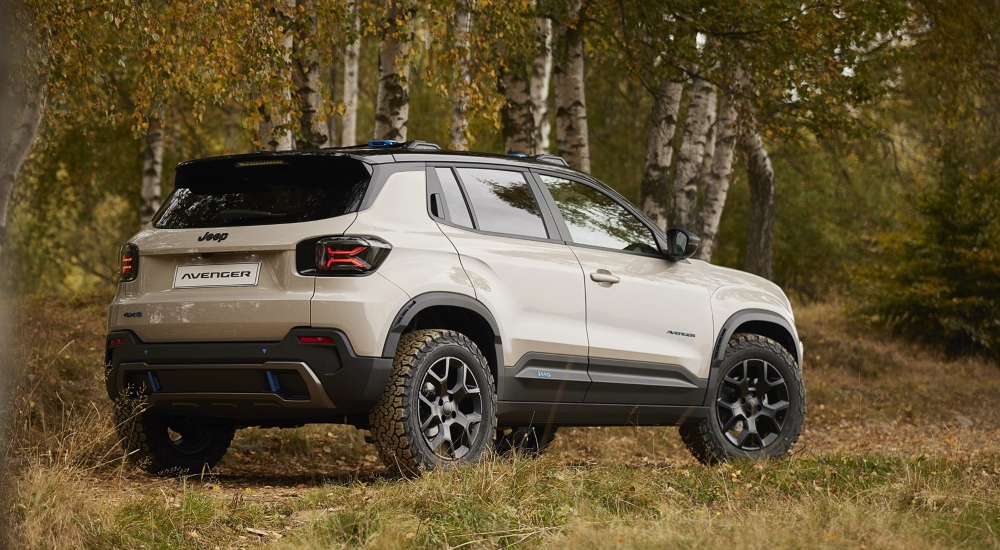 New e-Hybrid Jeep Avenger