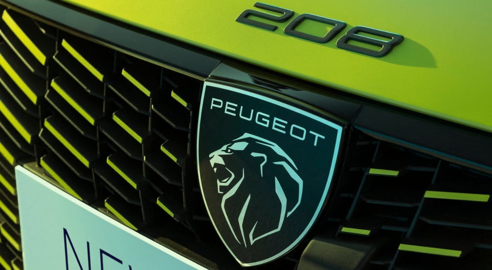 New Peugeot E-208 on Finance