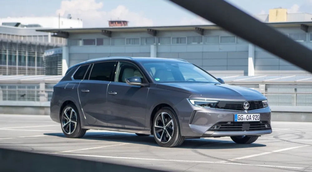 New Vauxhall Astra Sports Tourer Hybrid-e For Sale