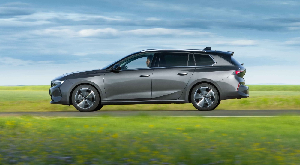 Astra Sports Tourer Hybrid-e Finance