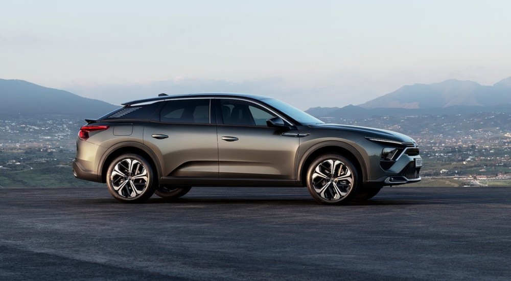 New Citroen C5 X Review